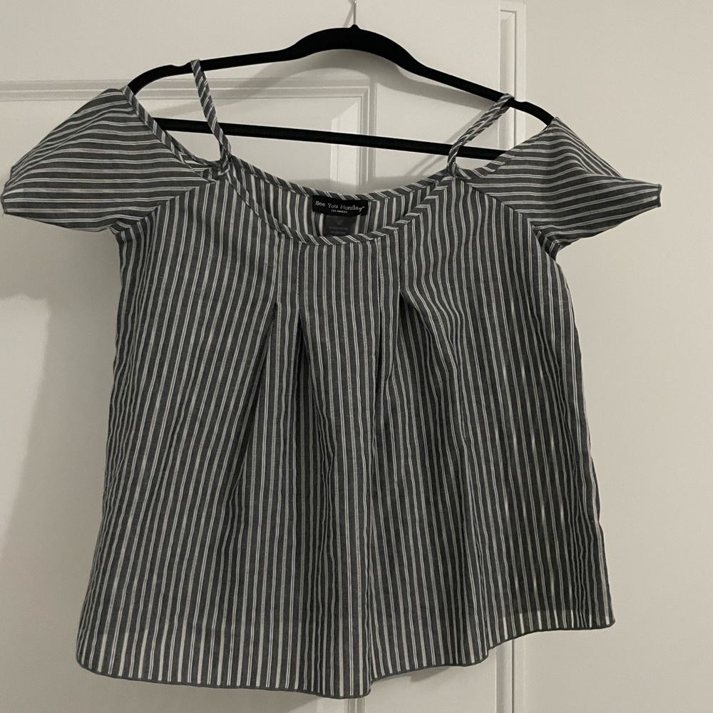 Summer linen top